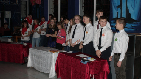 В Поворино прошли школьные игры КВН