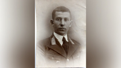 Нашли через 84 года. Как поисковики установили личность воронежского летчика, погибшего под Псковом