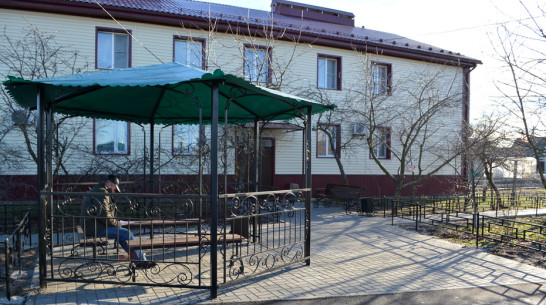 В Петропавловке благоустроили дворы многоквартирных домов за 6,5 млн рублей
