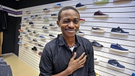 Африканский студент участвует в «Comedy Баттл» ради квартиры в Воронеже