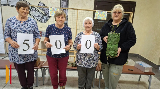 Волонтеры хохольской мастерской «Хозяюшка» сплели 500-ю масксеть