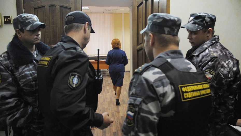 Воронежцы 40 раз пытались пронести огнестрельное оружие в здания судов