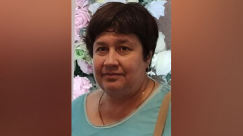 В Воронеже пропала 57-летняя женщина с каштановыми волосами