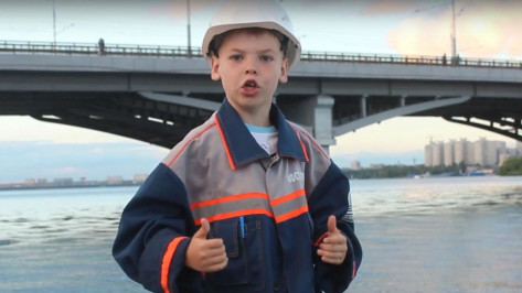 Мальчик из Воронежа получил спецприз конкурса стихотворений про Крымский мост