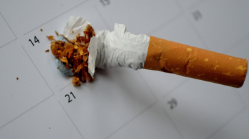 Директор школы под Воронежем придумал необычное «наказание» для куривших старшеклассников