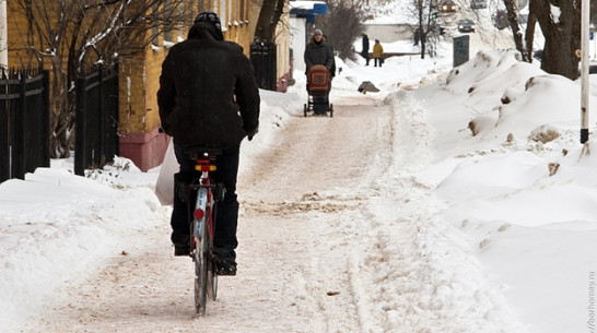 Велосипедист скончался в больнице после столкновения с трактором