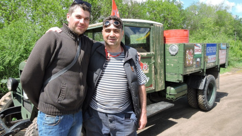 Камчатский журналист проехал через Кантемировку во время автопробега по городам-героям