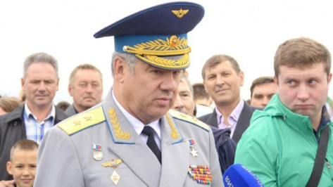 Уроженца Воронежской области уволили с поста главкома Воздушно-космическими силами