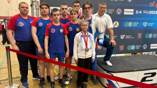 Хохольские гиревики завоевали 5 медалей на международном турнире