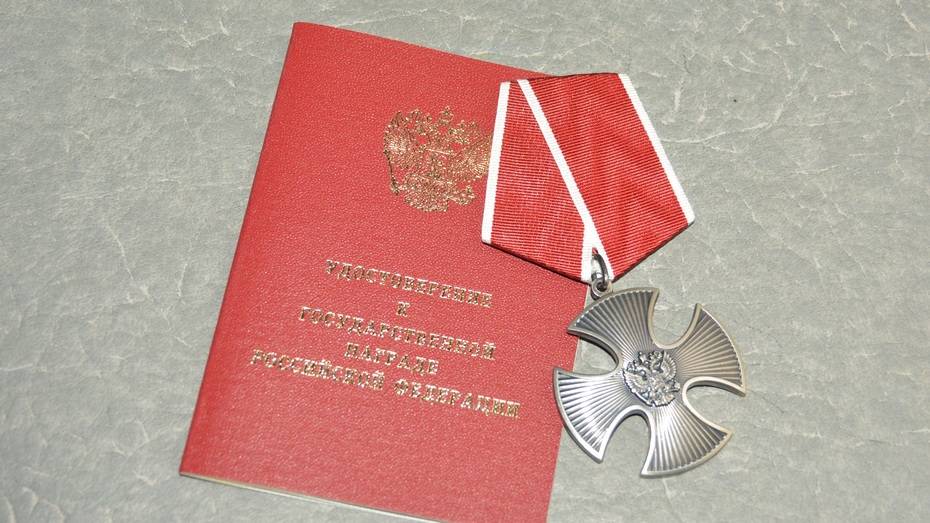 В Богучарском районе орденами Мужества посмертно наградили двоих участников СВО