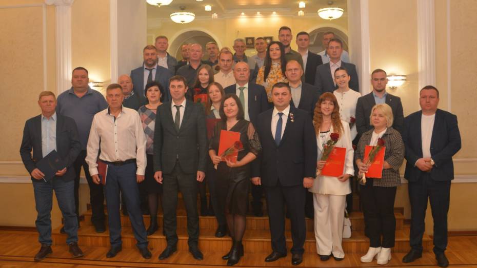 В Воронеже наградили лучших работников дорожной отрасли