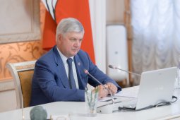 Воронежский губернатор: почти 3 млрд рублей направим на поддержку СВО в 2022 году