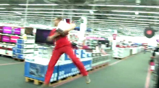 Завтра воронежцу дадут бесплатно вынести из гипермаркета электроники все, что он захочет