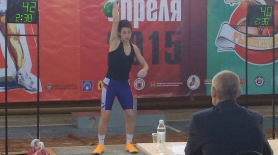 Жительница кантемировского села стала второй на чемпионате ЦФО по гиревому спорту
