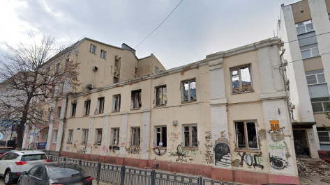 Разрушенный «Дом Клочковых» в Воронеже уйдет с молотка