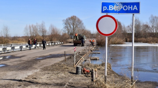 Спасатели спрогнозировали подтопление моста через реку Ворона в Воронежской области