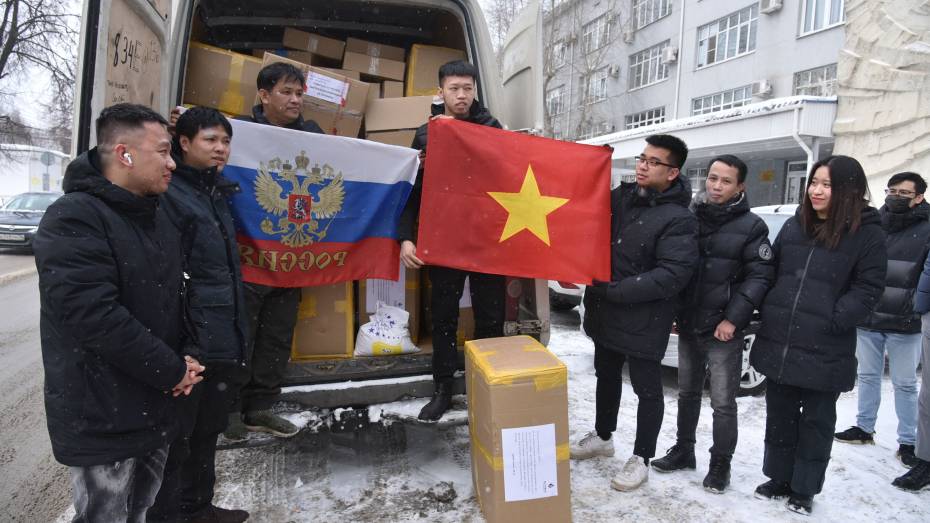 В Воронеже представители нацобщин привезли помощь беженцам из Донбасса