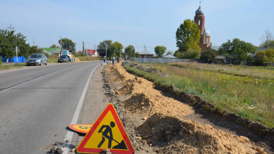 В Верхнем Мамоне построят тротуар за 2,7 млн рублей