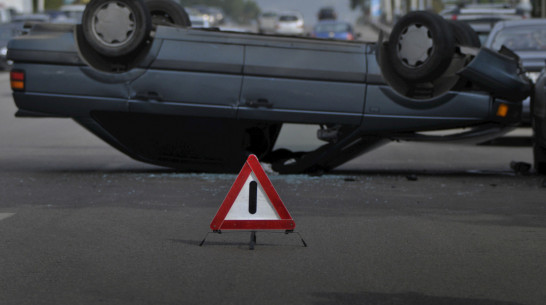 В Воронежской области перевернулась «Лада»: водитель погиб