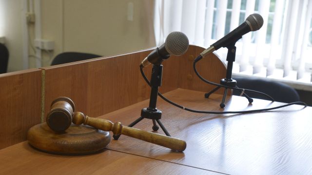 Нанесшая ущерб бюджету в 2,4 млн воронежская чиновница отделалась штрафом в 40 тыс рублей