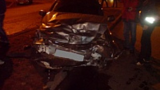 В Воронеже в ДТП на 9 Января пострадали два человека