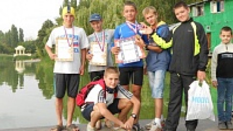 Рамонские кадеты завоевали семь медалей на первенстве области по гребле на байдарках и каноэ