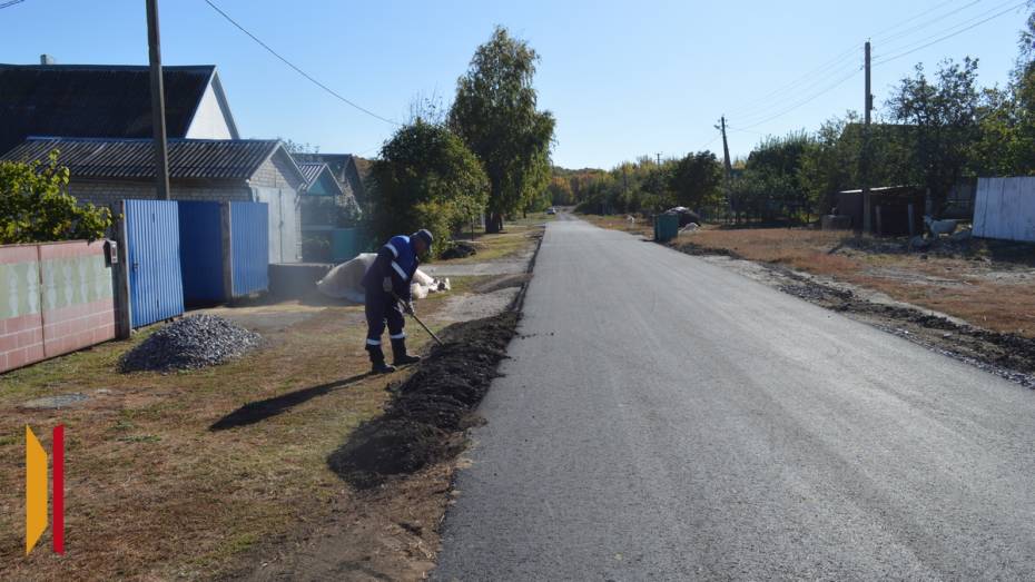 В селе Поповка Терновского района отремонтировали часть улицы Молодежной