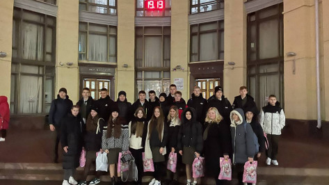 Первые воронежские школьники отправились на выставку-форум «Россия»