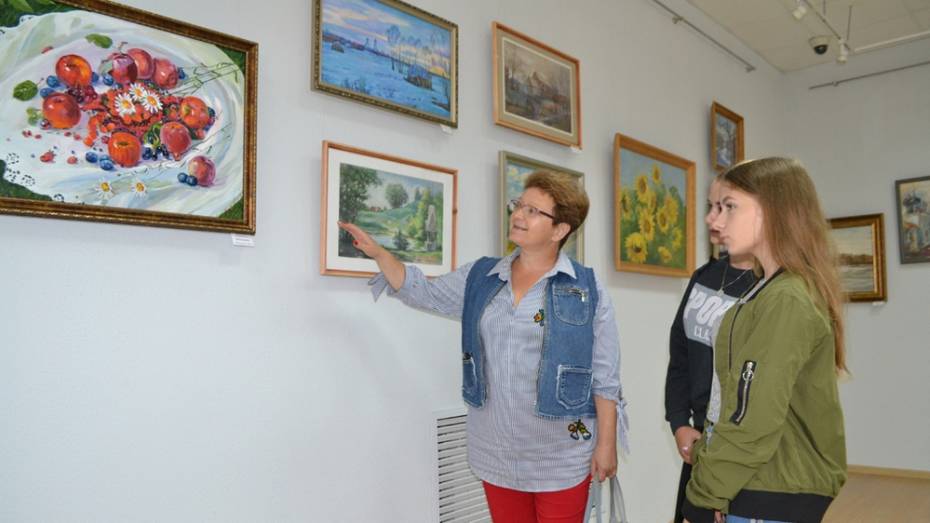 Калачеевцев пригласили на выставку воронежских художников и мастеров прикладного искусства