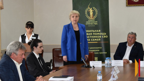 В Новохоперске юристы «Правомобиля» проконсультировали участников СВО и членов их семей