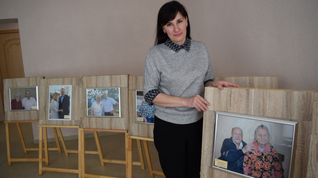 Выставку фотографий супружеских пар-долгожителей открыли в Борисоглебске