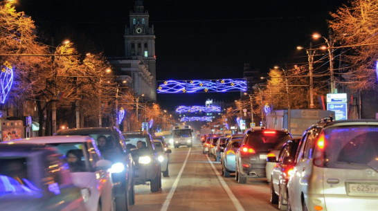 На новогодние праздники 50 воронежских автобусов изменят маршруты 