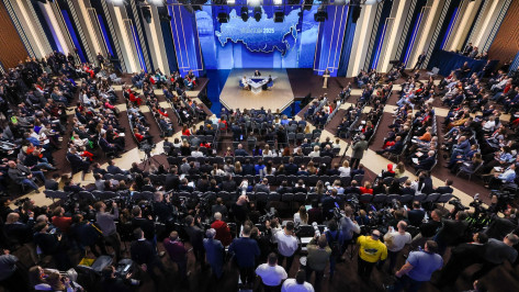 Владимир Путин: участники программы «Время героев» стали министрами, губернаторами и работают в Администрации Президента