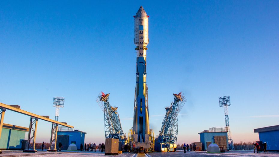 Ракету-носитель «Союз-2.1а» с воронежским двигателем вывезли на стартовый комплекс