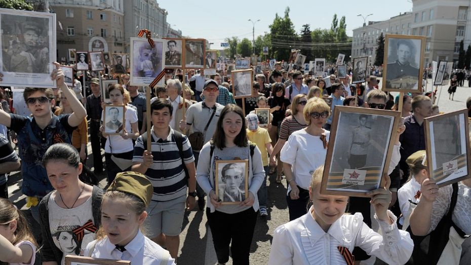 А он один остался из своего полка