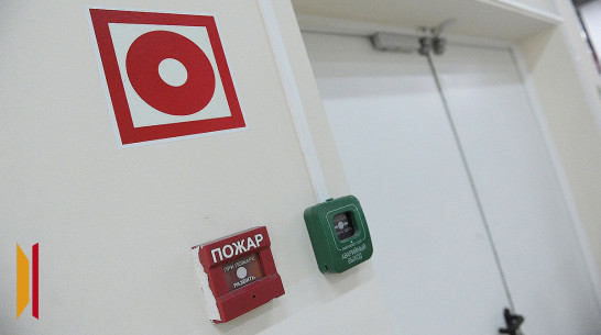 Занятия в воронежской школе №11 прервали из-за короткого замыкания в подвале