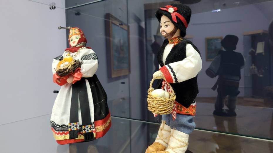 Выставка кукол народного мастера Людмилы Дыхановой открылась в Острогожске