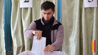 Ветеран СВО из грибановского села Верхний Карачан принял участие в выборах