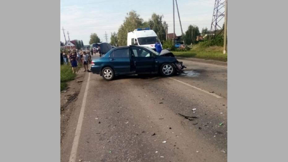 В Эртиле столкнулись Renault Logan и Mitsubishi Lancer: один из водителей погиб