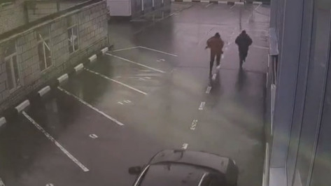 Воронежская полиция опубликовала видео погони с перестрелкой за угонщиками Infinity 