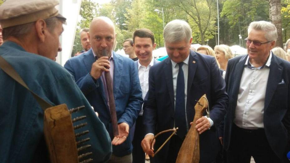 Губернатор Воронежской области открыл фестиваль традиционной культуры «Русское лето»