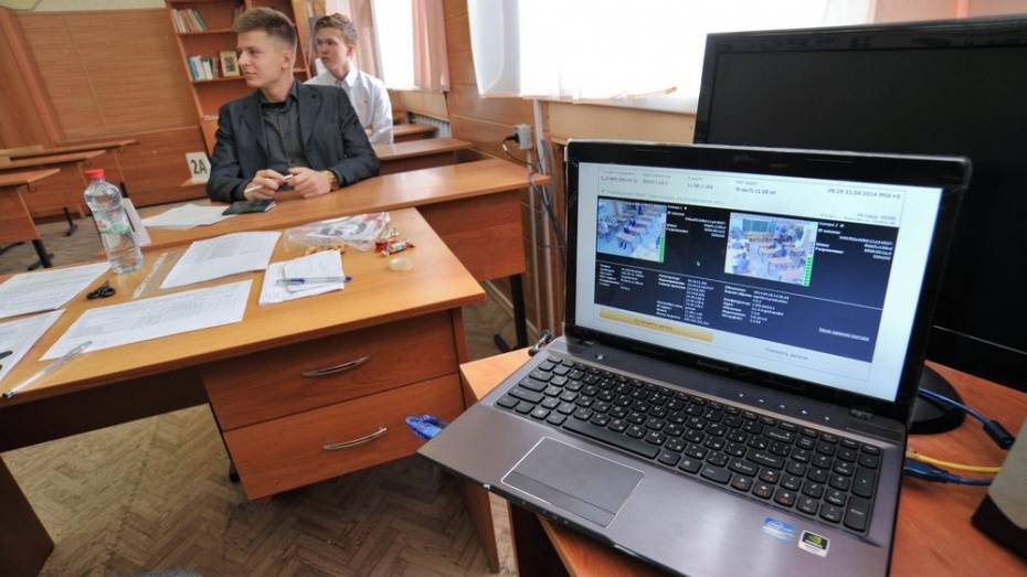 Воронежские школьники сдадут базовый и профильный ЕГЭ по математике 