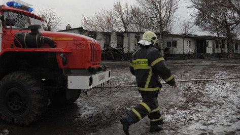 Мужчина погиб при пожаре в частном доме на окраине Воронежа