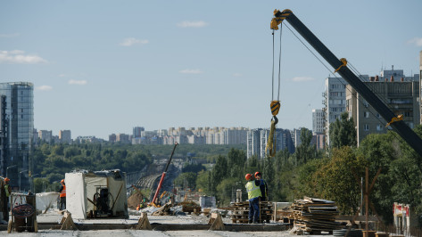 Воронежцам, живущим у Остужевской развязки, бесплатно заменят окна