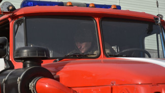 В Воронеже пожарные машины съехались к девятиэтажке на улице Моисеева