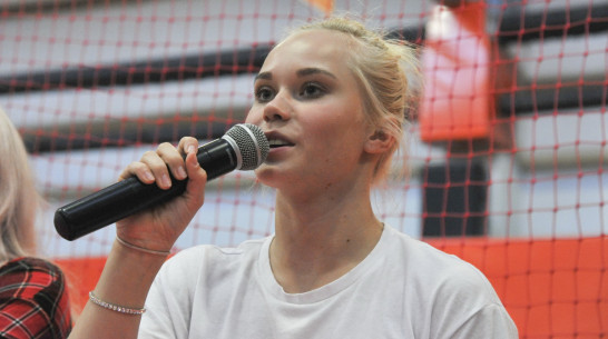 «Хочу стать дизайнером». О чем рассказала воронежская чемпионка на встрече с поклонниками 