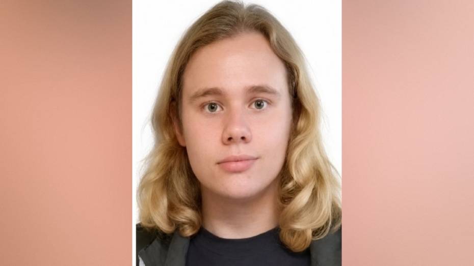 В Воронежской области ищут 19-летнего длинноволосого парня