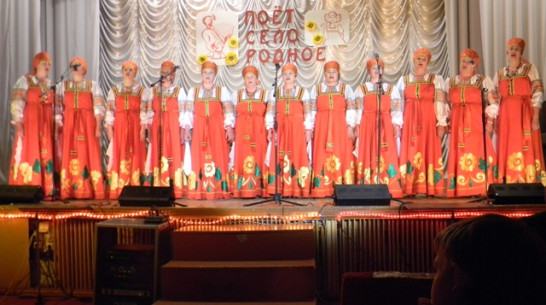 Подгоренский ансамбль «Калинушка» оденется благодаря спонсору