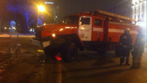 В ДТП с пожарной машиной у площади Ленина в Воронеже пострадала женщина