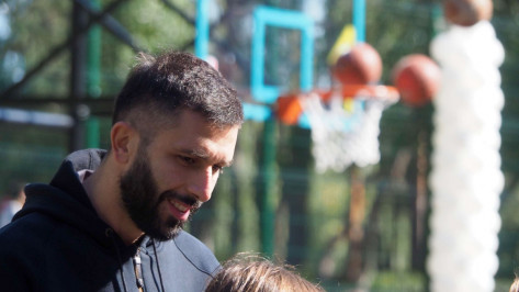 Звезда НБА Владимир Радманович в Воронеже: «Пусть дети тратят время и силы на тренировки»